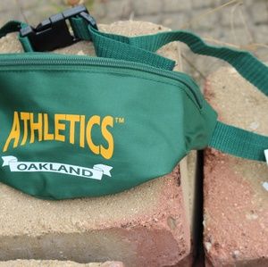 Vintage 90s Deadstock Oakland Athletics Fanny Pack